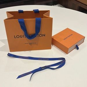 Louis Vuitton shopping bag, ribbon and box (small size was for key chain)